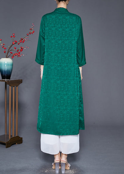 Classic Vintage & Enduringly Stylish Coat