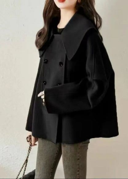 Gracefully Styled Coat for Any Occasion