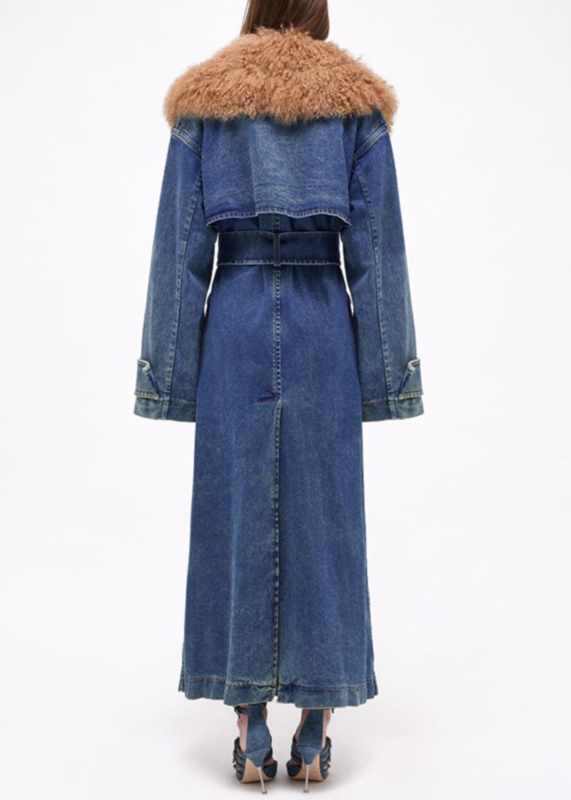 Gracefully Styled Coat for Any Occasion