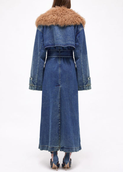Gracefully Styled Coat for Any Occasion