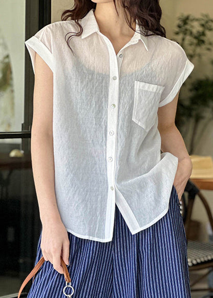 Classic Vintage Blouse with a Flattering Fit
