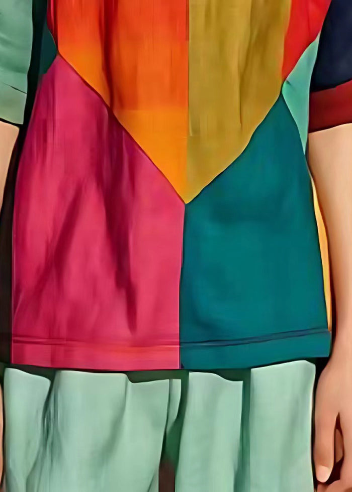 Well Tailored Top with a Graceful Silhouette