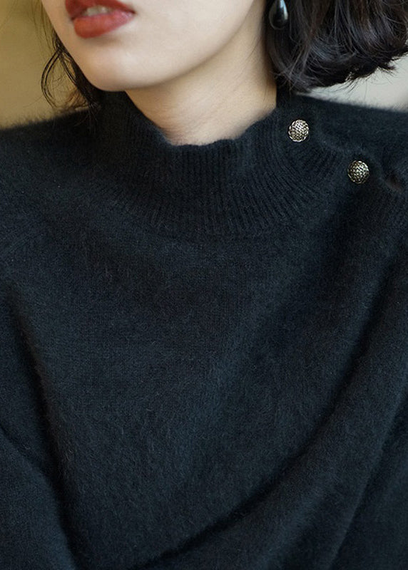 Beautifully Finished Sweater in a Timeless Design