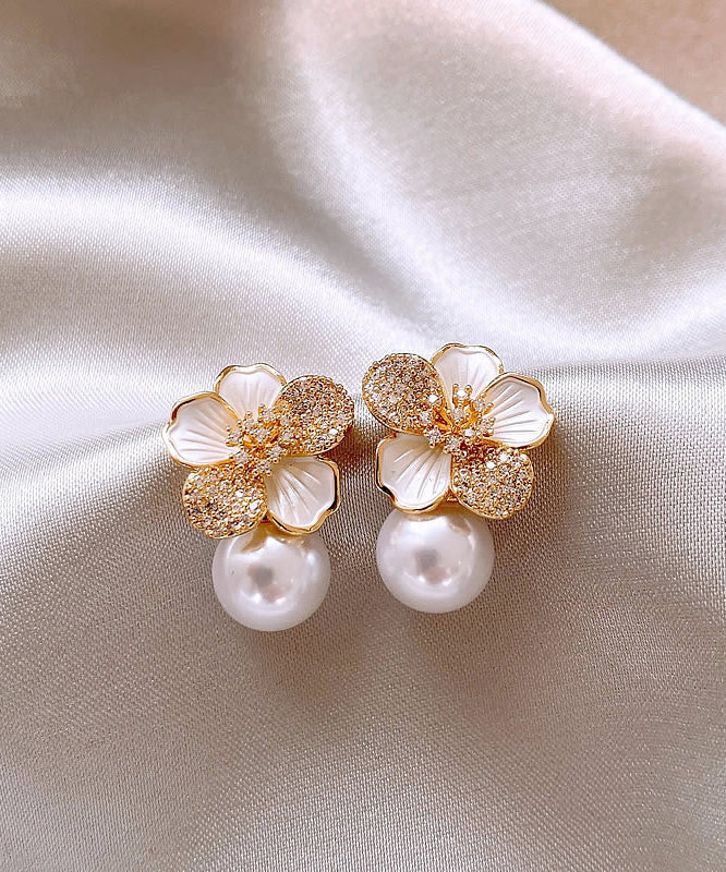 Beautiful Silver Earring with Unique Style