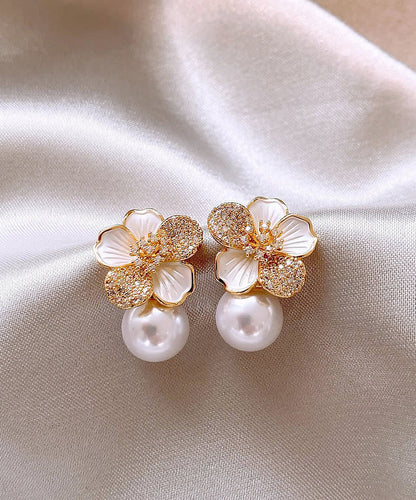 Beautiful Silver Earring with Unique Style