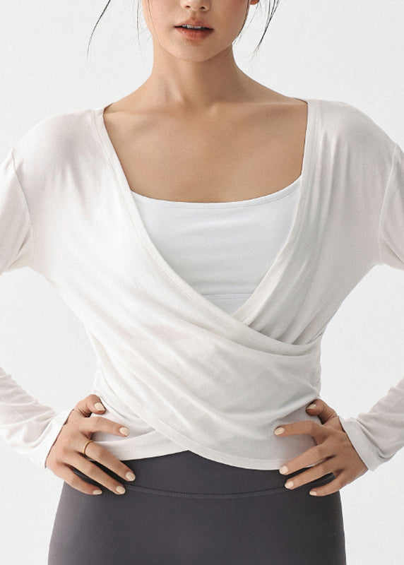 Effortlessly Elegant Top with a Timeless Design