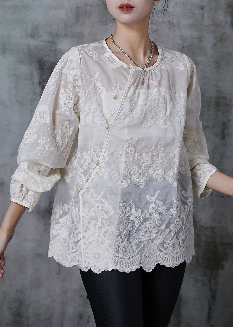 Classic Vintage Shirt with a Flattering Fit