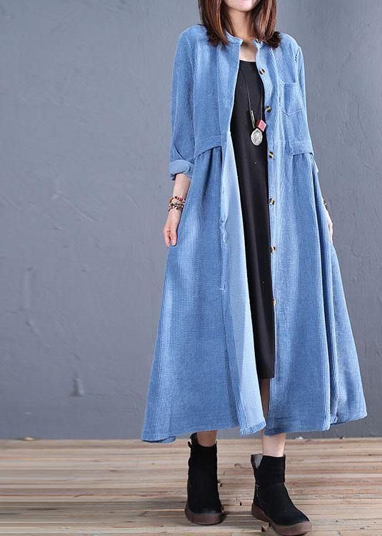 Beautifully Finished Coat in a Timeless Design