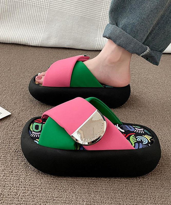 Graceful Orthopedic Sandals for Modern Look