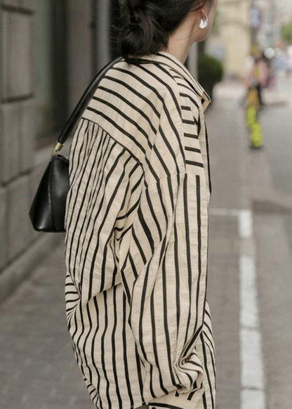 Beautifully Finished Blouse in a Timeless Design