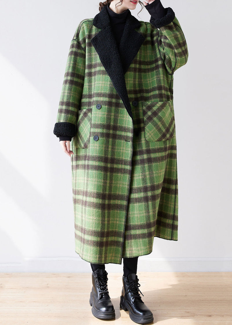 Gracefully Styled Coat for Any Occasion