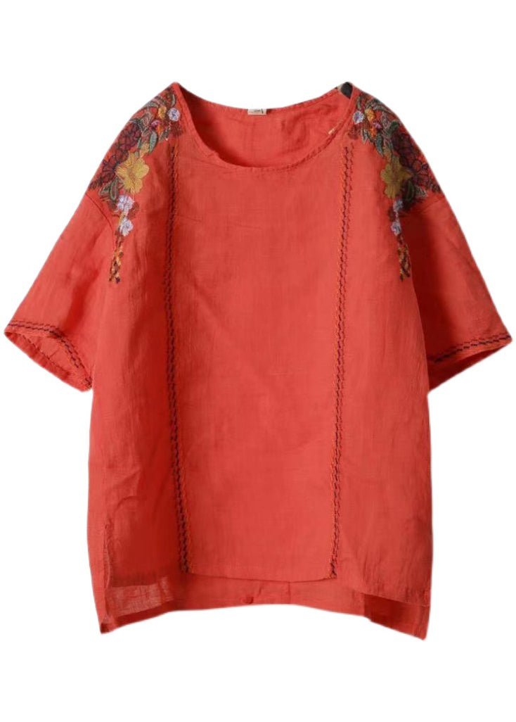 Effortlessly Elegant Top with a Timeless Design