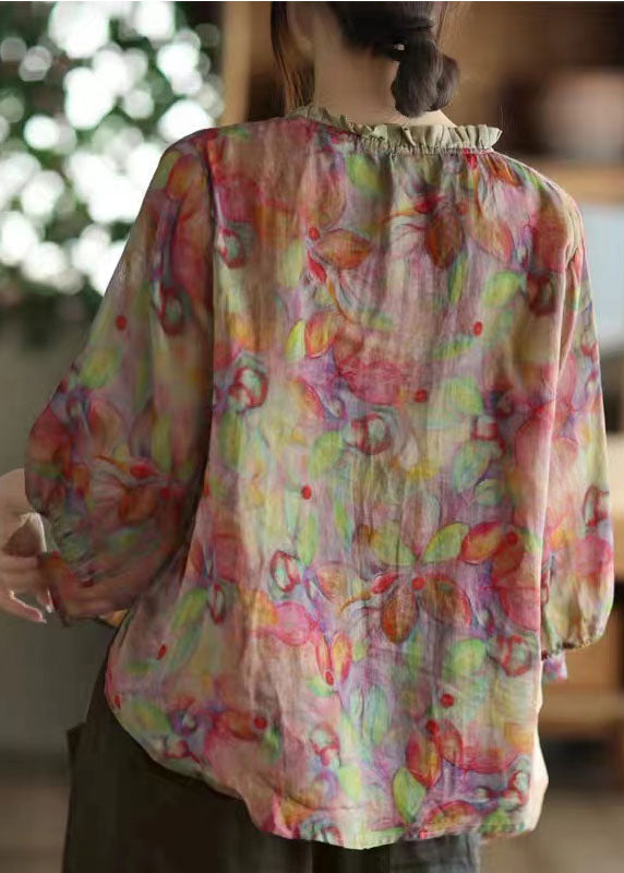 Classic Vintage Blouse with a Flattering Fit