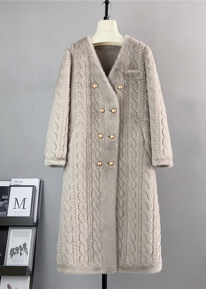 Sophisticated Coat with a Clean Classic Look