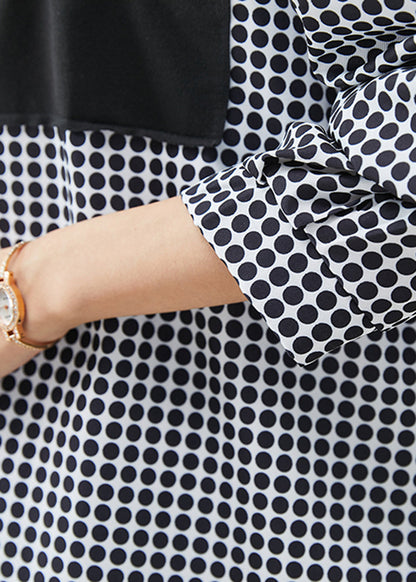 Classic Vintage Blouse with a Flattering Fit
