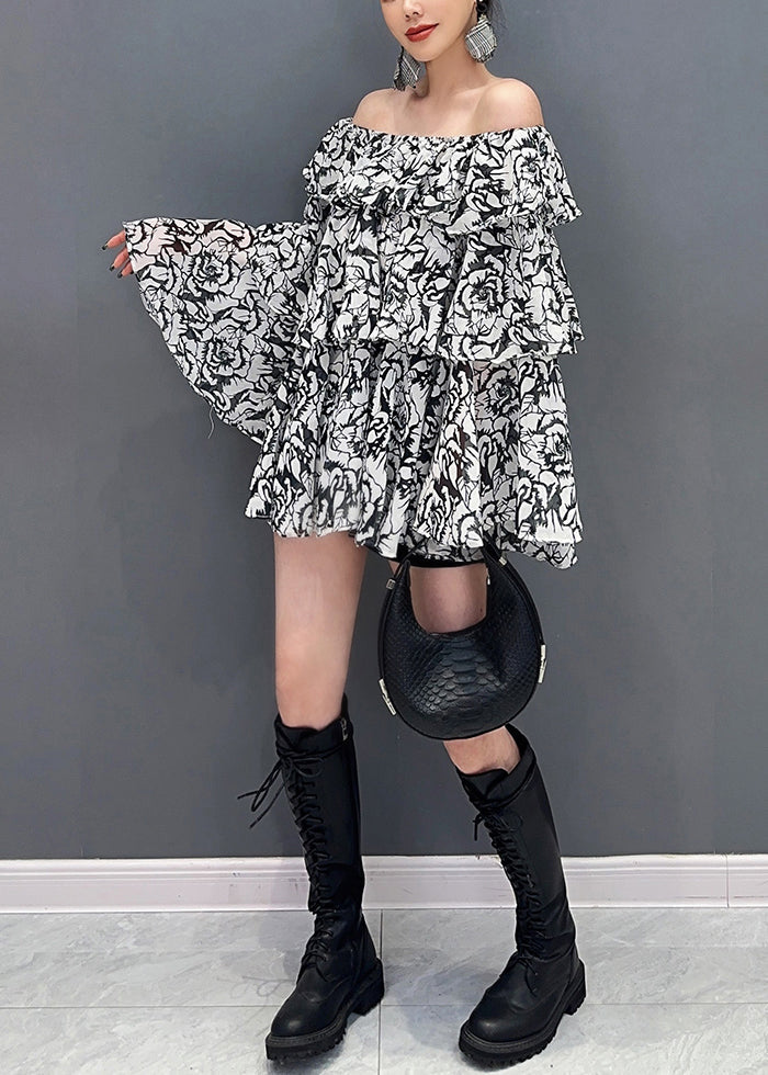 Classic Vintage Blouse with a Flattering Fit
