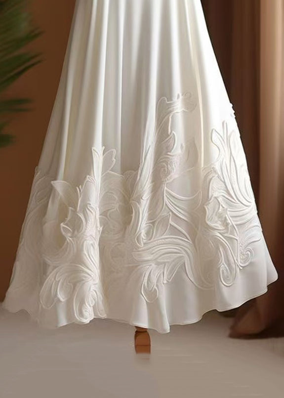 Sophisticated Garment with a Clean Classic Look