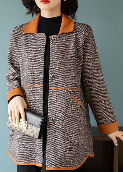 Elegantly Styled Coat for Everyday Wear