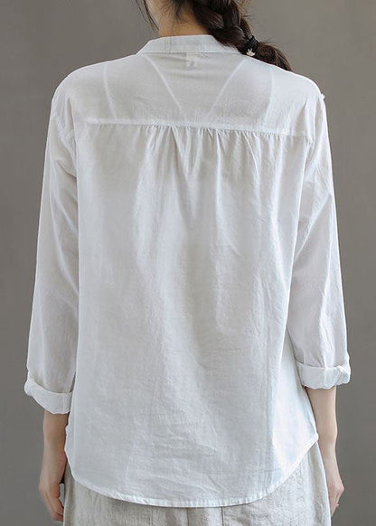 Beautifully Crafted Blouse in a Classic Style