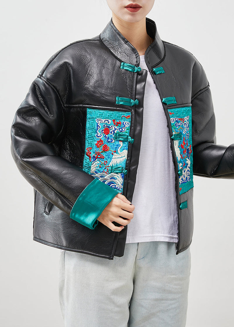 Effortlessly Elegant Jacket with a Timeless Design