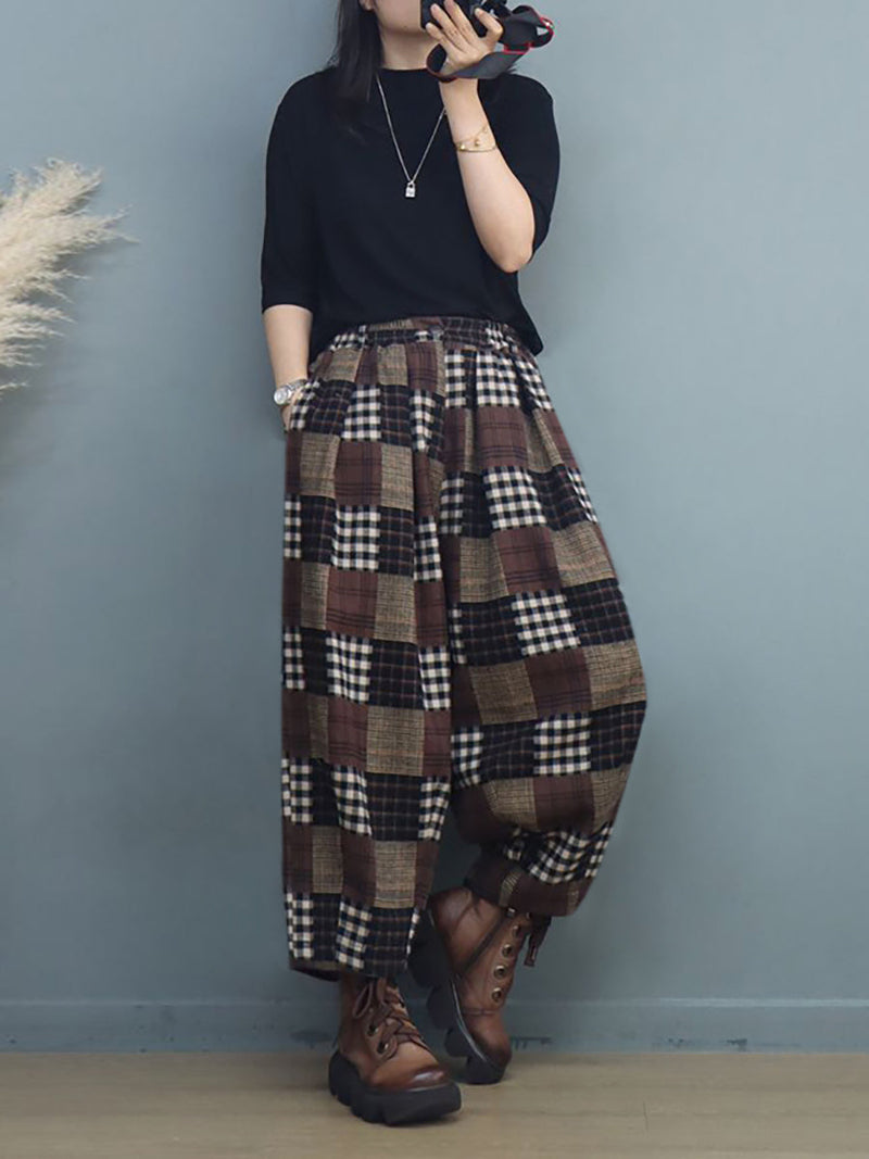 Elegantly Styled Pants for Everyday Wear