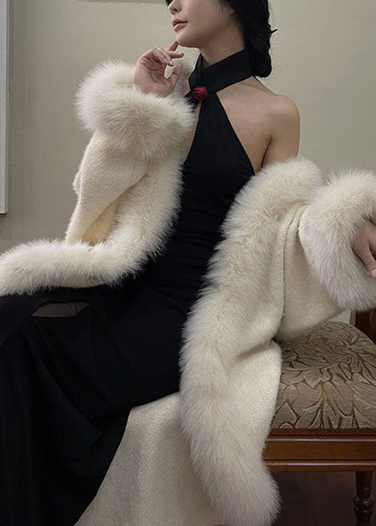 Well Tailored Cardigan with a Graceful Silhouette