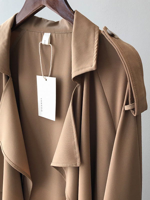 Classic Vintage Coat with a Flattering Fit