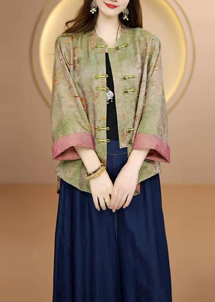 Beautifully Finished Cardigan in a Timeless Design