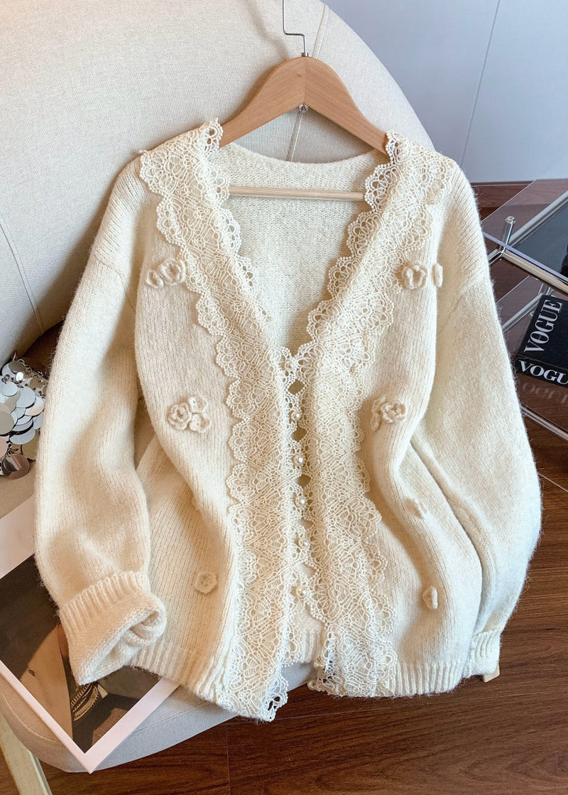 Gracefully Styled Coat for Any Occasion