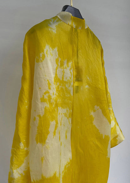 A Vintage Style Shirt with Delicate Timeless Details