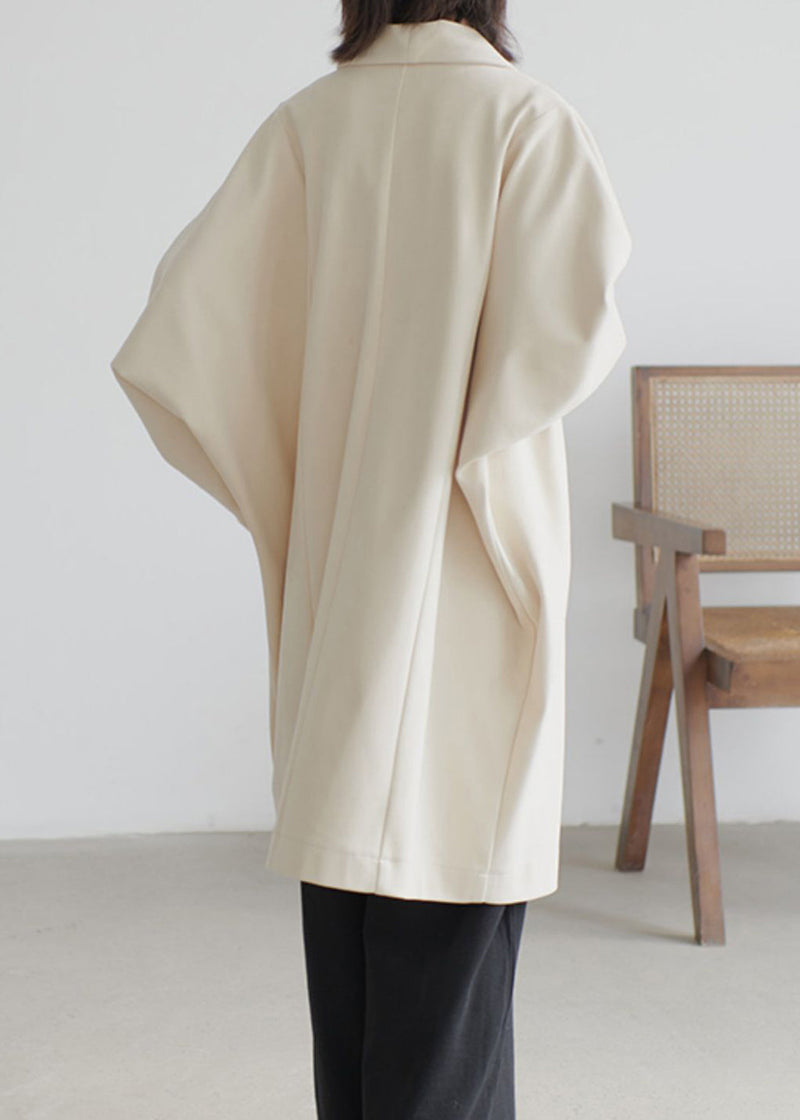 Beautifully Finished Coat in a Timeless Design