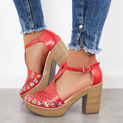 Classic Orthopedic Sandals with Timeless Style