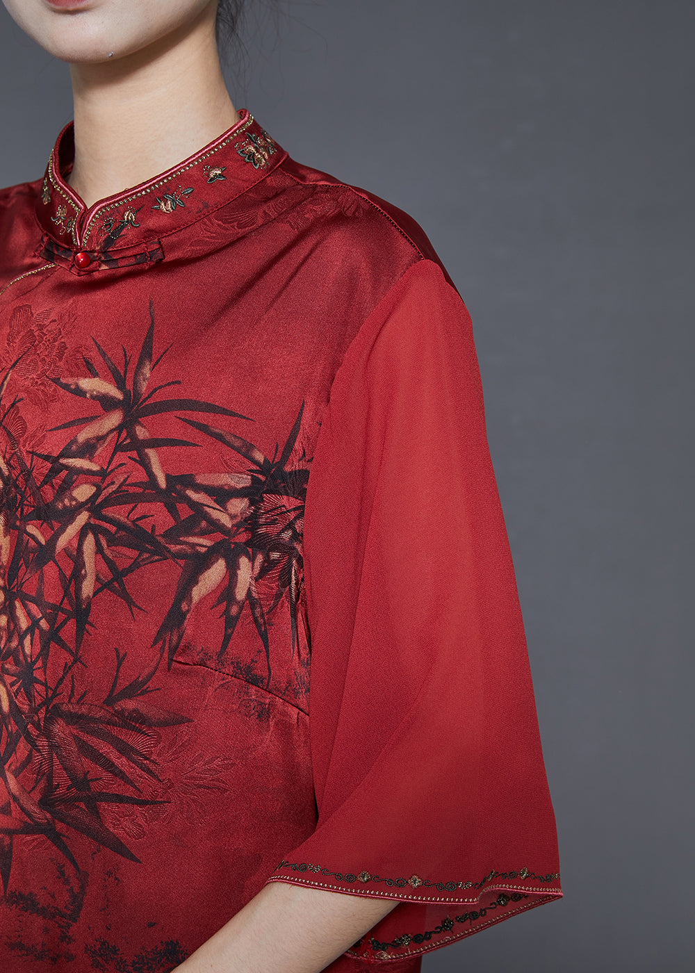 Classic Vintage Shirt with a Flattering Fit