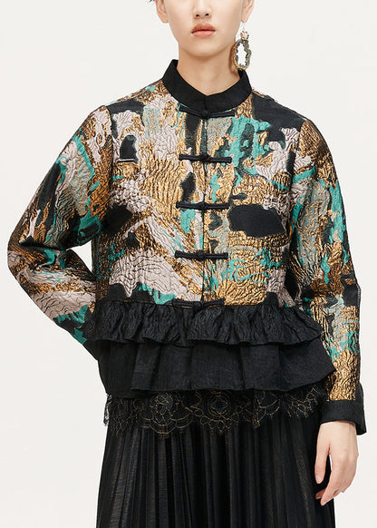 Well Tailored Coat with a Graceful Silhouette