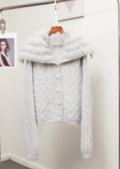 Gracefully Styled Coat for Any Occasion