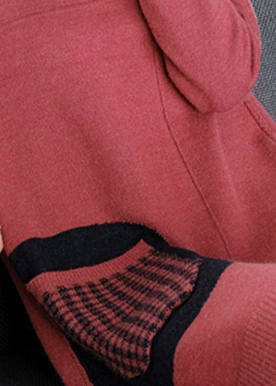 Well Tailored Sweater with a Graceful Silhouette