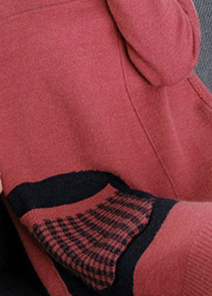Well Tailored Sweater with a Graceful Silhouette