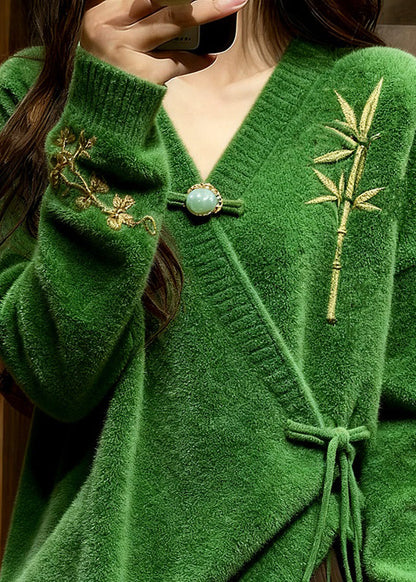 Gracefully Styled Sweater for Any Occasion