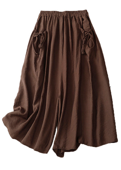 Effortlessly Elegant Pants with a Timeless Design