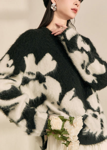 Beautifully Crafted Cardigan in a Classic Style