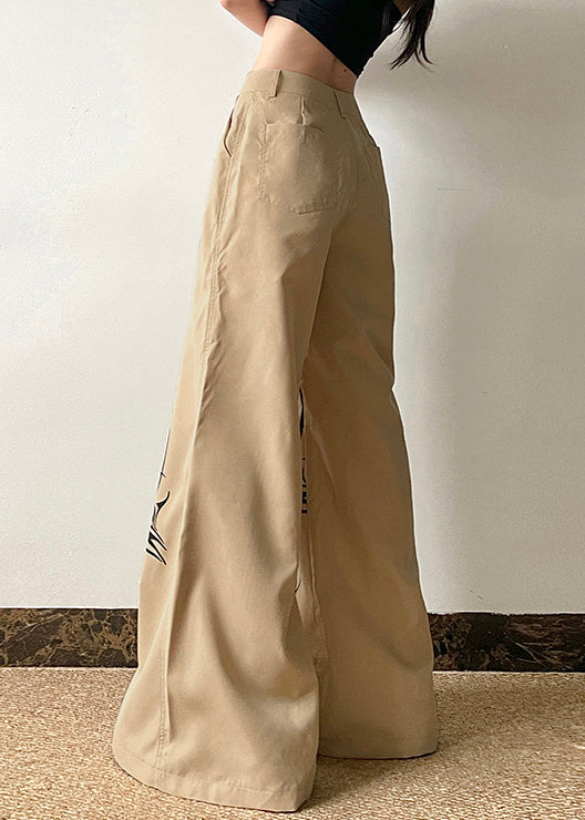 Effortlessly Elegant Pants with a Timeless Design
