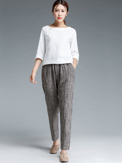Effortlessly Elegant Pants with a Timeless Design