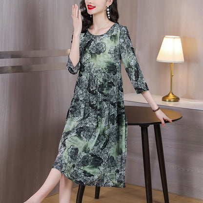 Classic Vintage & Enduringly Stylish Dress