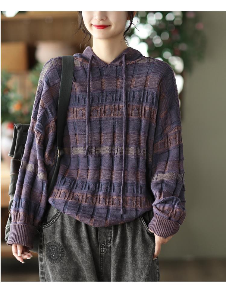 Beautifully Finished Sweater in a Timeless Design