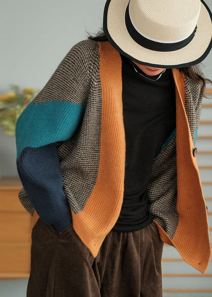 Well Tailored Cardigan with a Graceful Silhouette