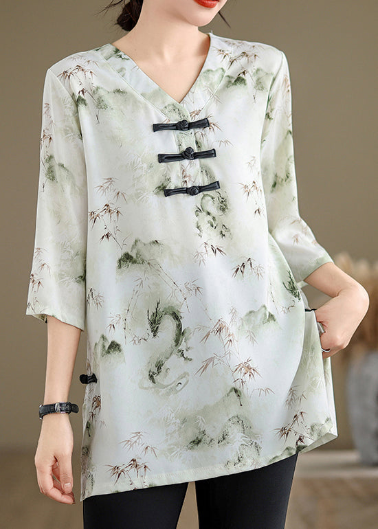 Well Tailored Shirt with a Graceful Silhouette