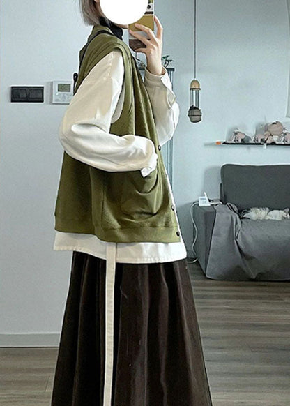 Classic Vintage Cardigan with a Flattering Fit
