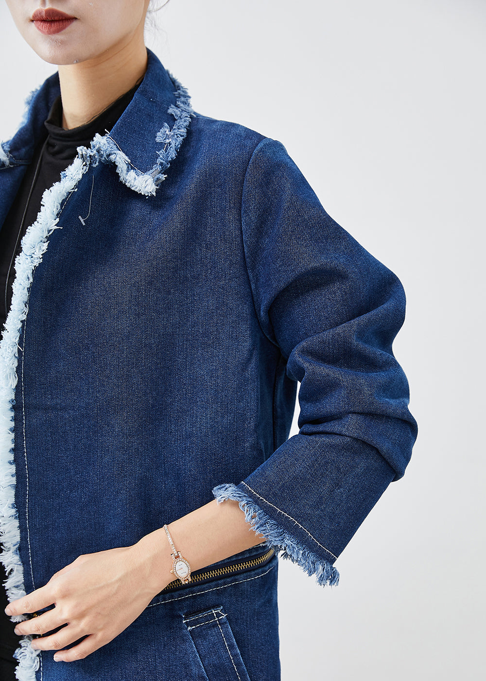 Beautifully Finished Coat in a Timeless Design