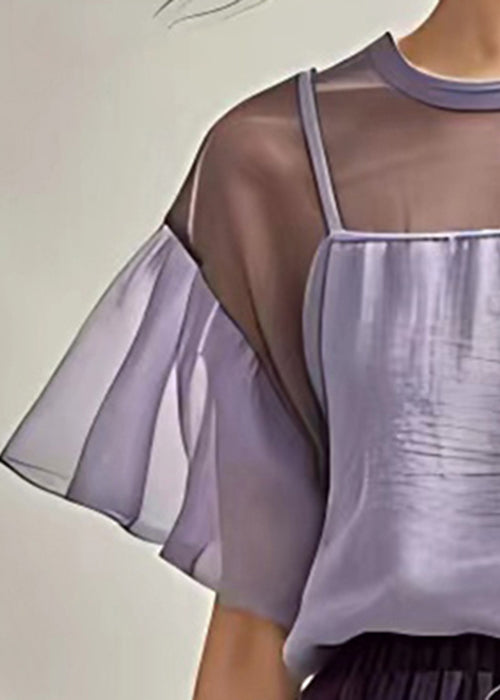 Effortlessly Elegant Top with a Timeless Design
