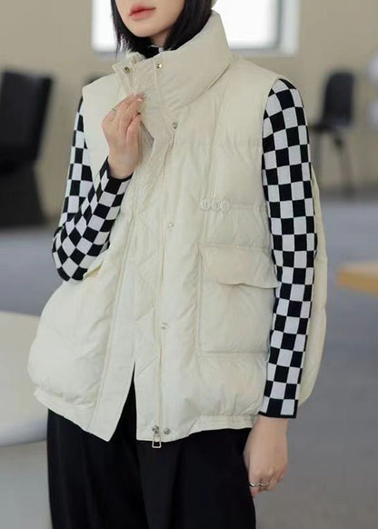 Effortlessly Elegant Garment with a Timeless Design